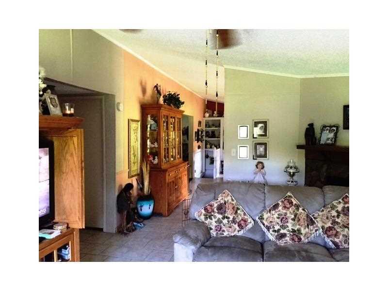 133 Beulah Road Butler, PA 16001 - Photo 3 of 18 Family Room.