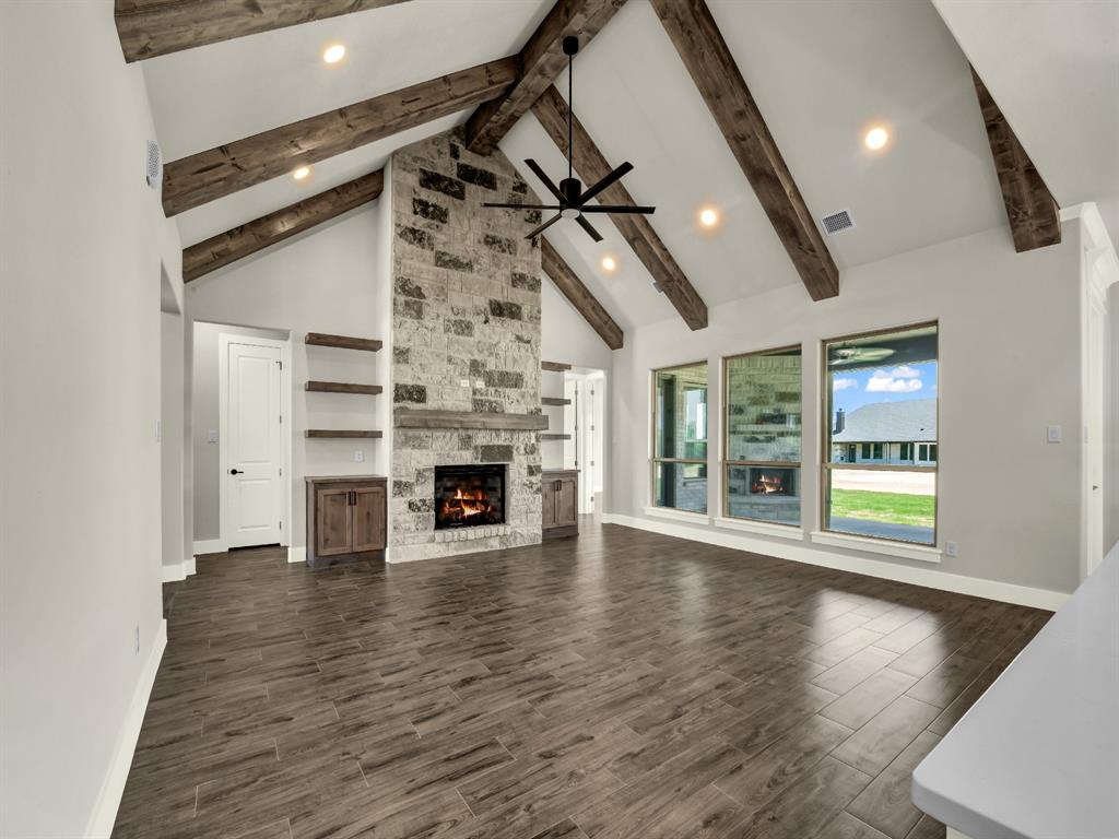 124 Desperado Way Weatherford, TX 76088 - Photo 13 of 39