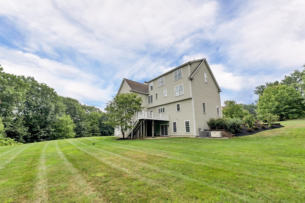4 Ryan Farm Road Windham, NH 03087 - Photo 5 of 41