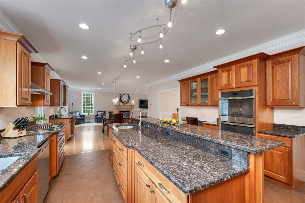 4 Ryan Farm Road Windham, NH 03087 - Photo 10 of 41