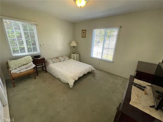 $989,000 | 5717 Natick Avenue, Sherman Oaks, CA 91411