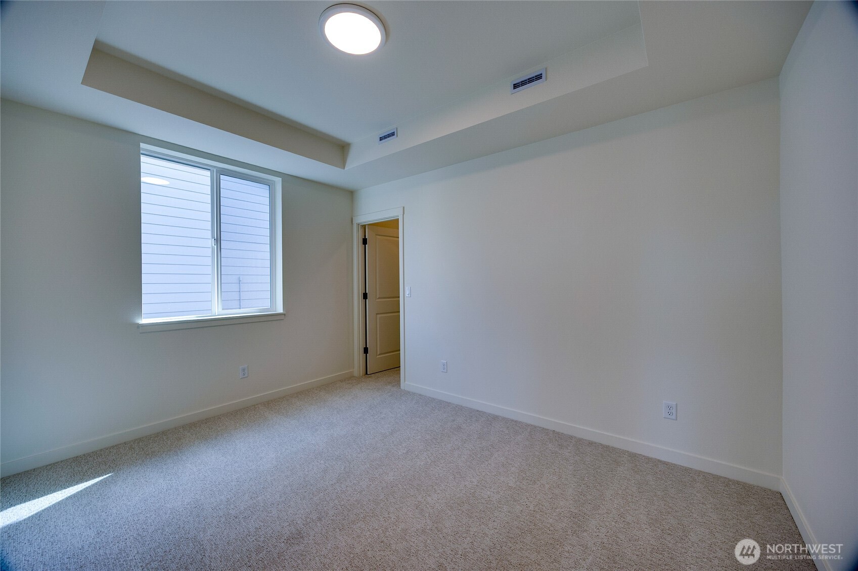 930 RW Fletcher Street Winlock, WA 98596 - Photo 11 of 40 an empty room with windows