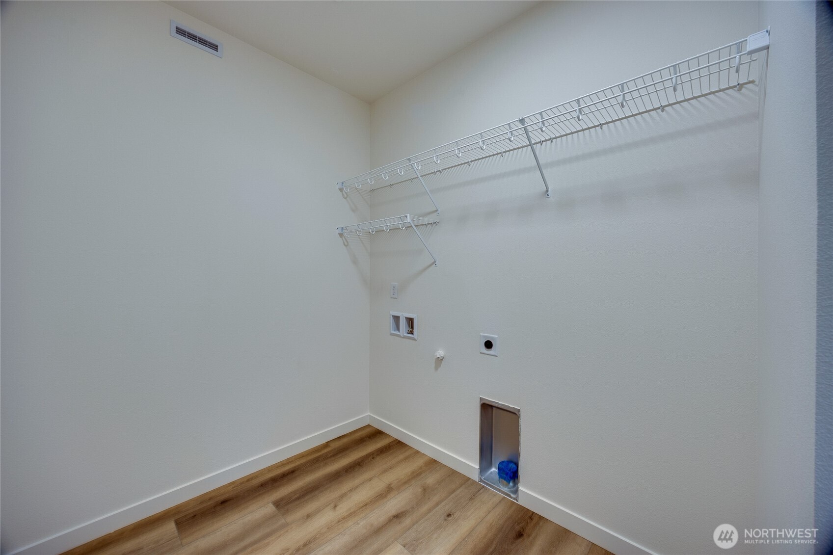 930 RW Fletcher Street Winlock, WA 98596 - Photo 16 of 40 a view of a small space