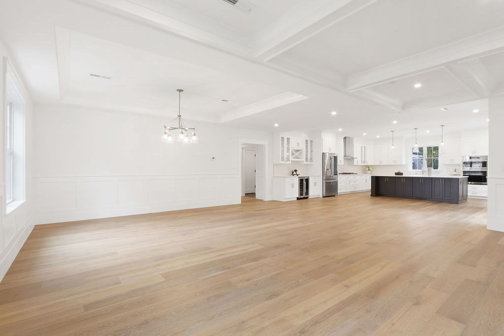 17 Greenleaf Road Natick, MA 01760 - Photo 8 of 42 Gallery Image 8