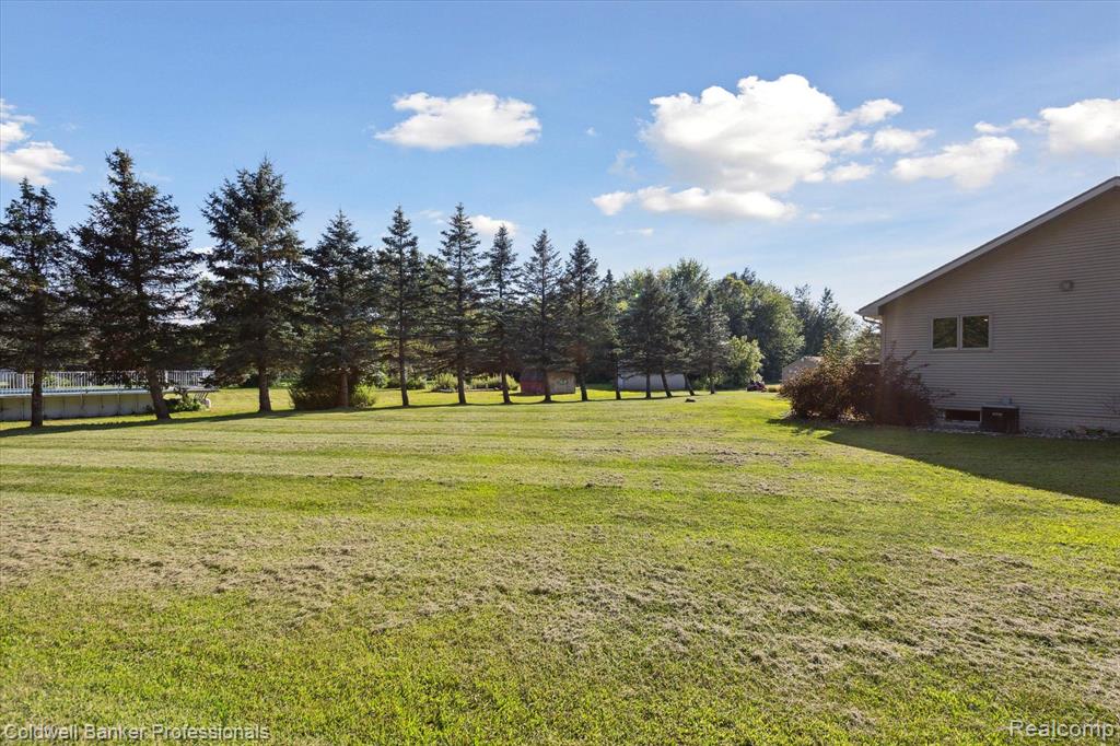 6443 Coldwater Road Flushing, MI 48433 - Photo 33 of 41
