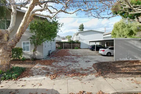 $1,899,000 | 19 East 41st Place, San Mateo, CA 94403