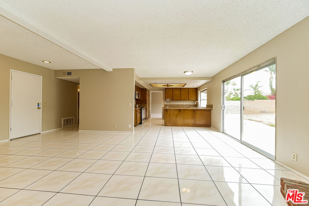 2205 Baseline Road La Verne, CA 91750 - Photo 18 of 27 Gallery Image 18