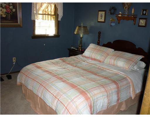 739 New Texas Road Plum, PA 15239 - Photo 8 of 14 Master Bedroom.