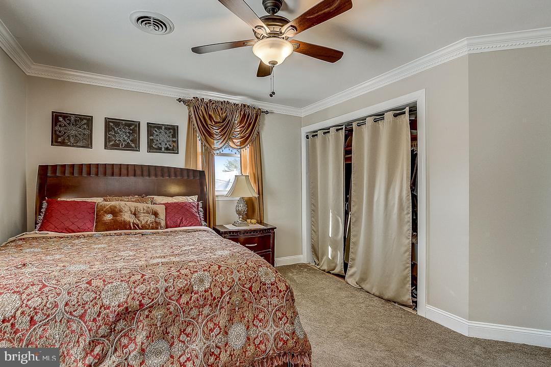 8 Northship Road Baltimore, MD 21222 - Photo 22 of 62