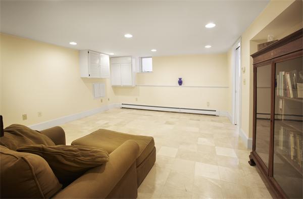 4 Perry Street, Unit A Brookline, MA 02445 - Photo 9 of 12 Gallery Image 9