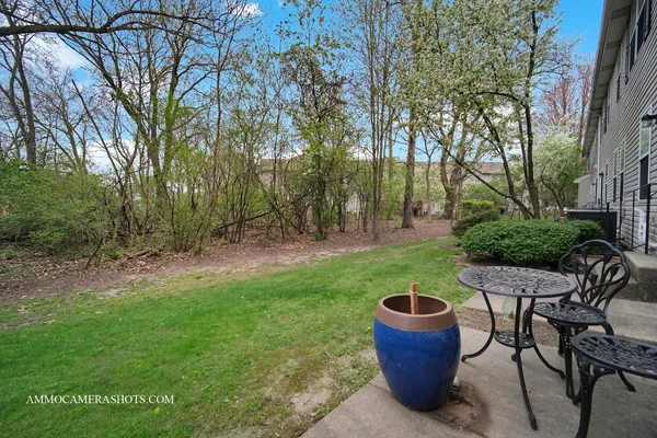 $2,800 | 2389 Stoughton Circle, Aurora, IL 60502