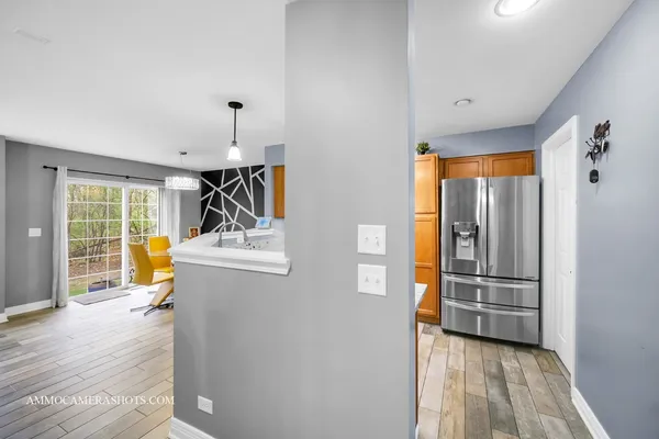 $2,800 | 2389 Stoughton Circle, Aurora, IL 60502