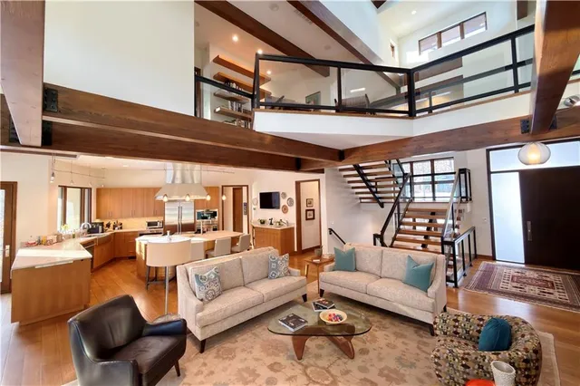 $2,595,000 | 2615 West 98th Street, Leawood, KS 66206