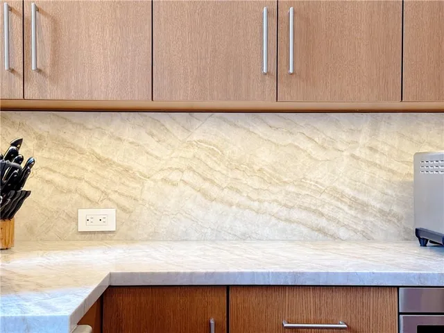 $2,595,000 | 2615 West 98th Street, Leawood, KS 66206