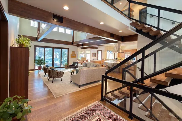 $2,595,000 | 2615 West 98th Street, Leawood, KS 66206