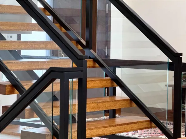 $2,595,000 | 2615 West 98th Street, Leawood, KS 66206