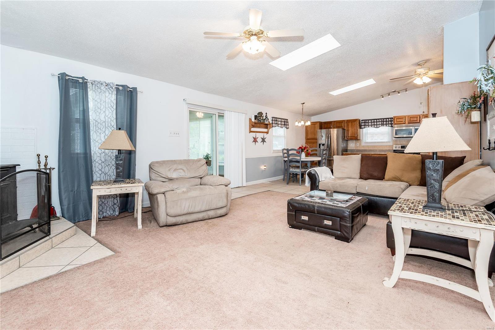 9457 Harold Drive St. Louis, MO 63134 - Photo 14 of 39