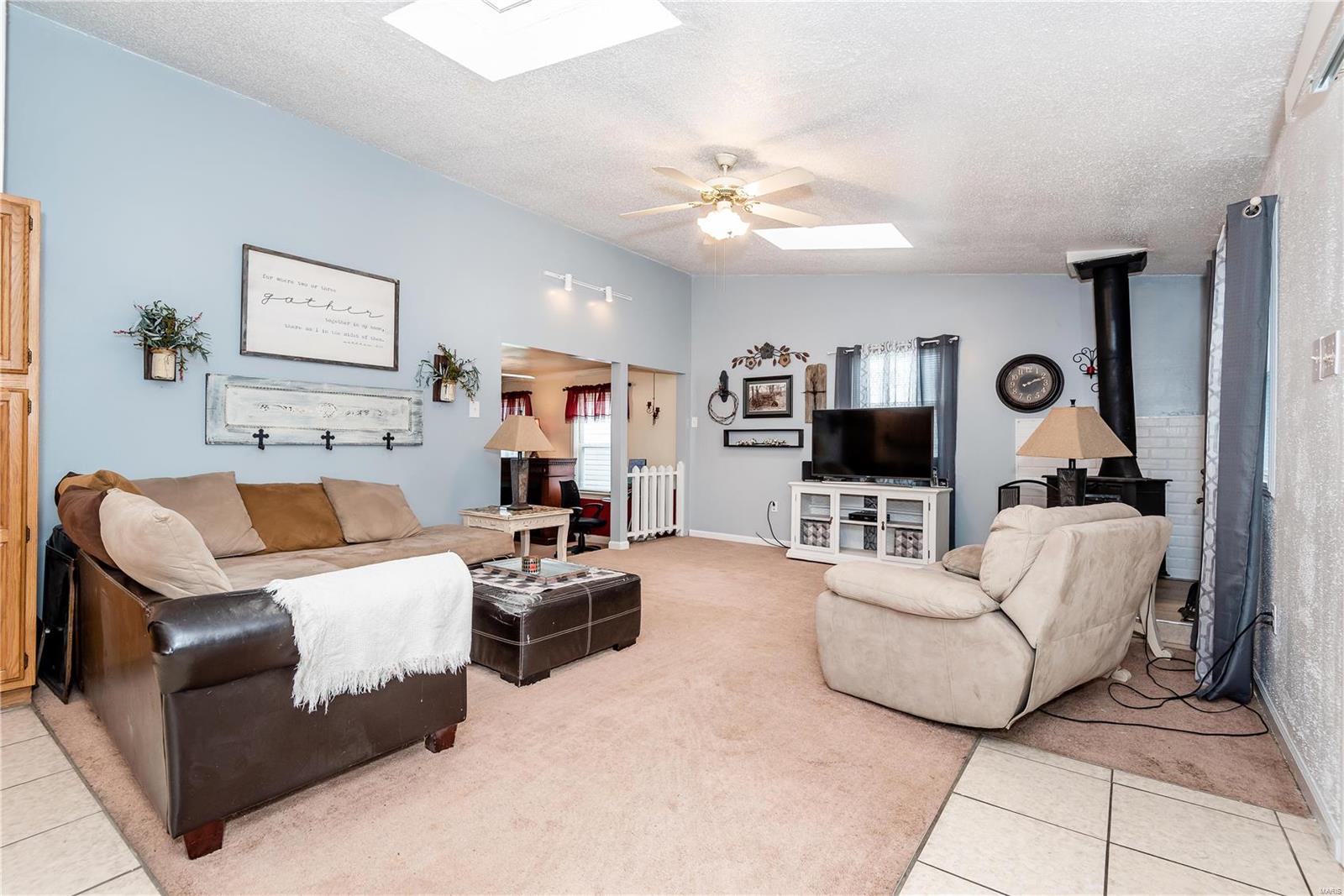 9457 Harold Drive St. Louis, MO 63134 - Photo 15 of 39