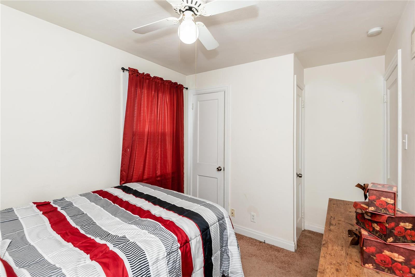 9457 Harold Drive St. Louis, MO 63134 - Photo 23 of 39