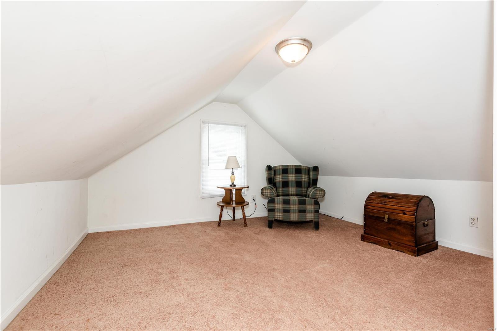 9457 Harold Drive St. Louis, MO 63134 - Photo 27 of 39