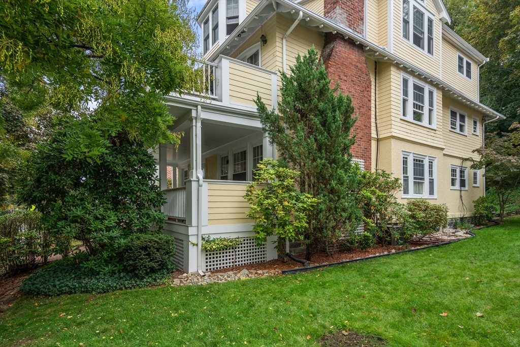 108 Columbia Street, Unit 1 Brookline, MA 02446 - Photo 18 of 22