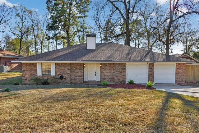 $209,999 | 8204 Heatherbrook Circle, Haughton, LA 71037