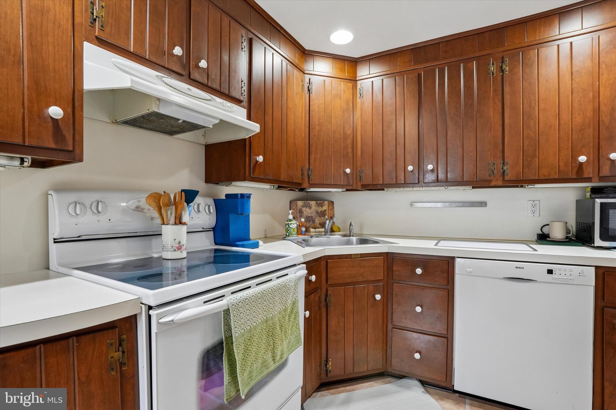 23 Norwyn Road Hatboro, PA 19040 - Photo 9 of 25 Gallery Image 9