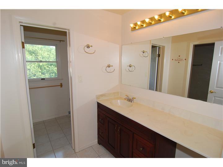 48 Rim View Lane Reading, PA 19607 - Photo 12 of 19 Master Bathroom