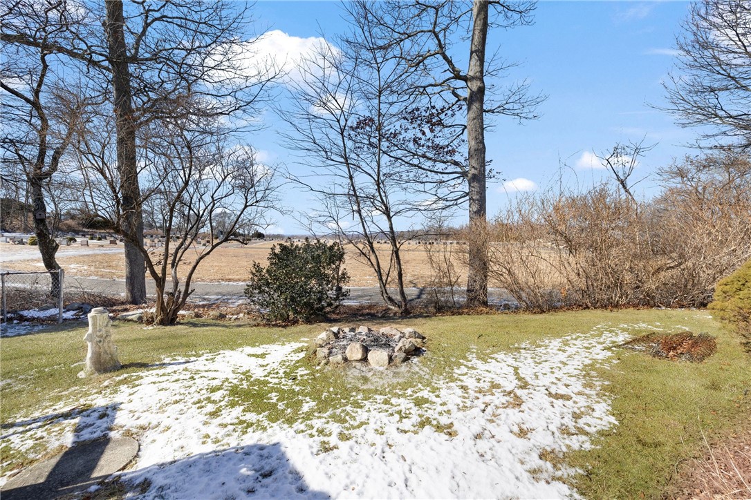 20 Frank Drive Tiverton, RI 02878 - Photo 35 of 48