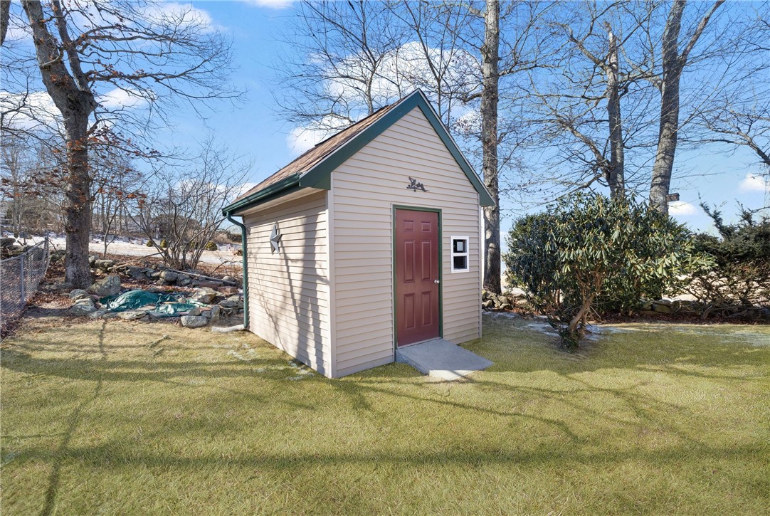 20 Frank Drive Tiverton, RI 02878 - Photo 36 of 48