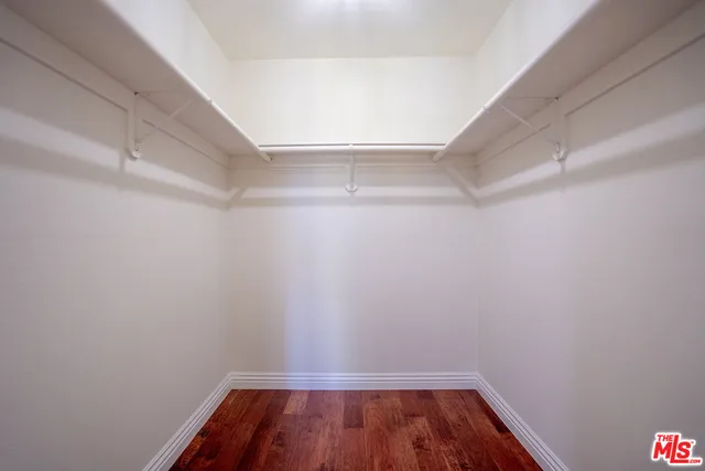 $975,000 | 4477 Wilshire Boulevard, Unit 312, Los Angeles, CA 90010