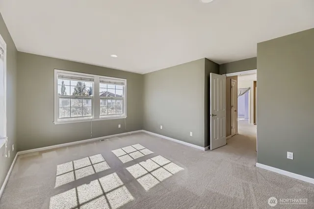 $3,995 | 3227 174th Place Southeast, Bothell, WA 98012