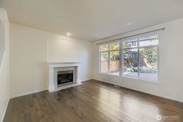 $3,995 | 3227 174th Place Southeast, Bothell, WA 98012