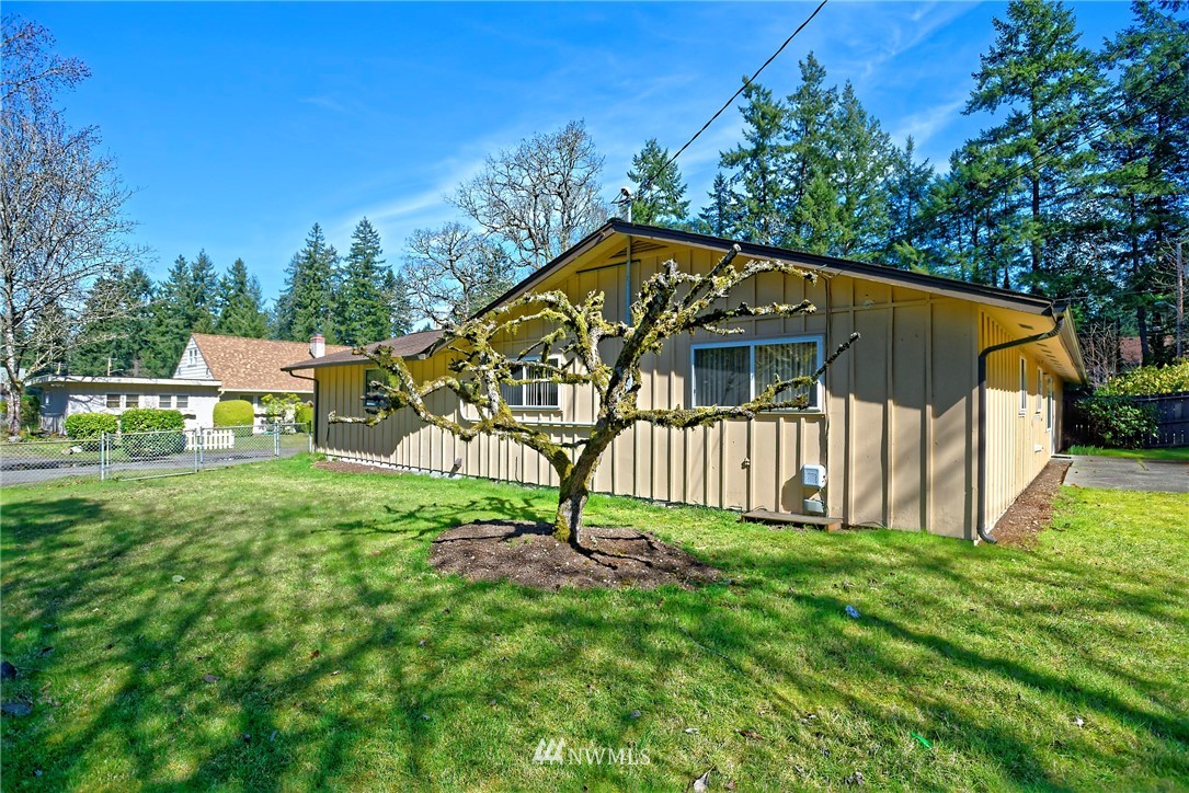 10908 Idlewild Road Southwest Tacoma, WA 98498 - Photo 23 of 35 Gallery Image 23