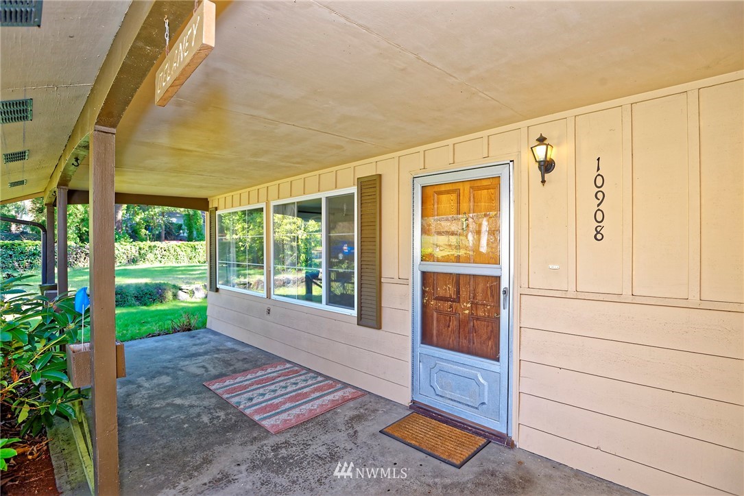 10908 Idlewild Road Southwest Tacoma, WA 98498 - Photo 34 of 35 Gallery Image 34