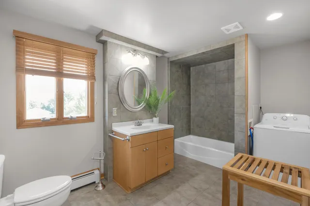 $490,000 | 1300 Harbor Lane North, Plymouth, MN 55447