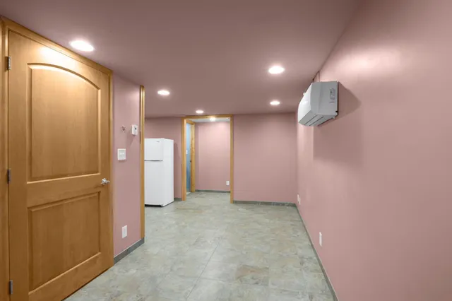 $490,000 | 1300 Harbor Lane North, Plymouth, MN 55447