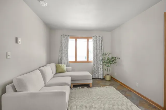 $490,000 | 1300 Harbor Lane North, Plymouth, MN 55447