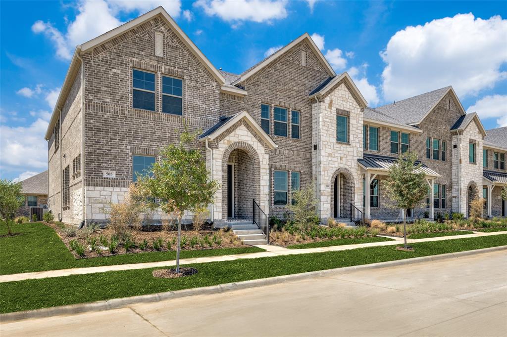 505 Parkside Drive Argyle, TX 76226 - Photo 1 of 1 a front view of house with yard and green space