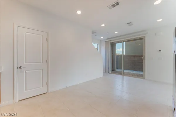 $2,675 | 11668 Golden Oriole Avenue, Las Vegas, NV 89138