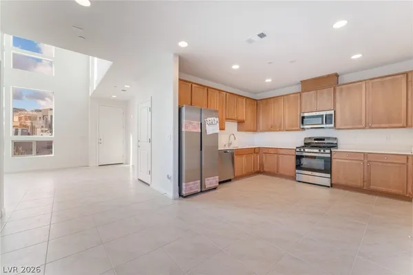 $2,675 | 11668 Golden Oriole Avenue, Las Vegas, NV 89138