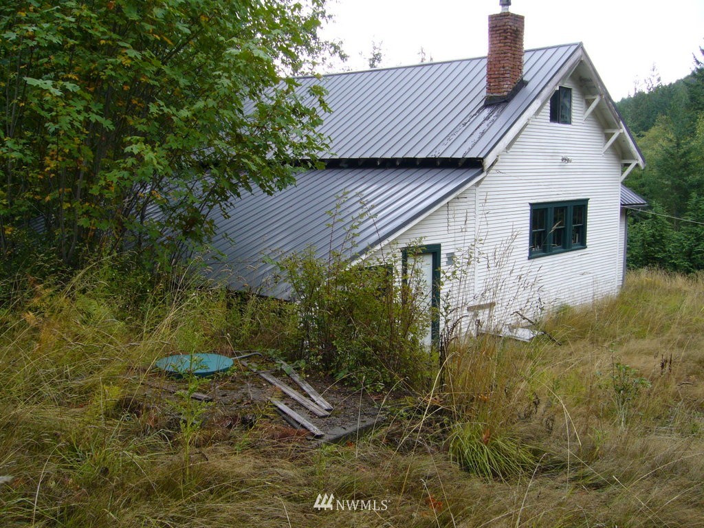 1892 Eden Valley Road Port Angeles, WA 98363 - Photo 4 of 15 Gallery Image 4