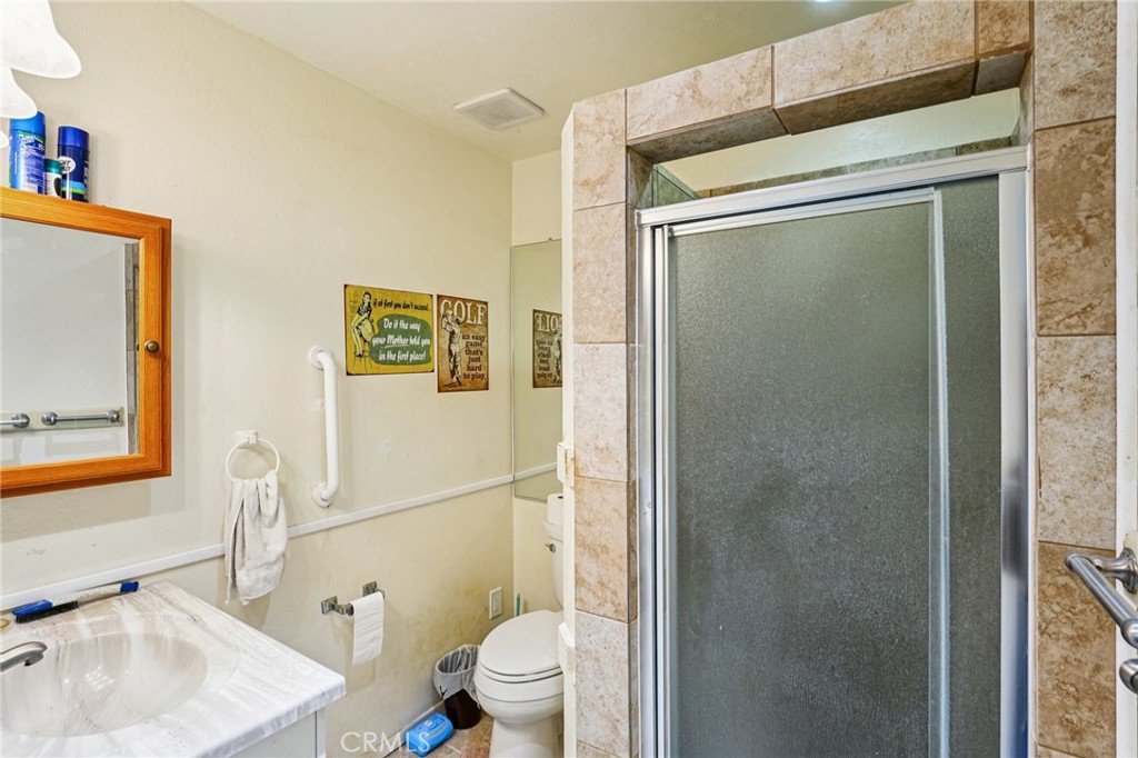 199 Summit View Drive, Unit B Calimesa, CA 92320 - Photo 12 of 22