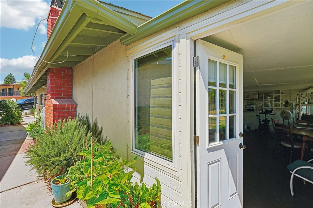 199 Summit View Drive, Unit B Calimesa, CA 92320 - Photo 13 of 22