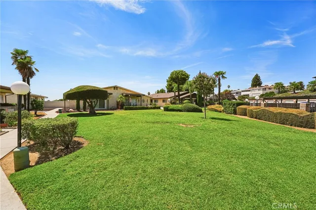 $290,000 | 199 Summit View Drive, Unit B, Calimesa, CA 92320