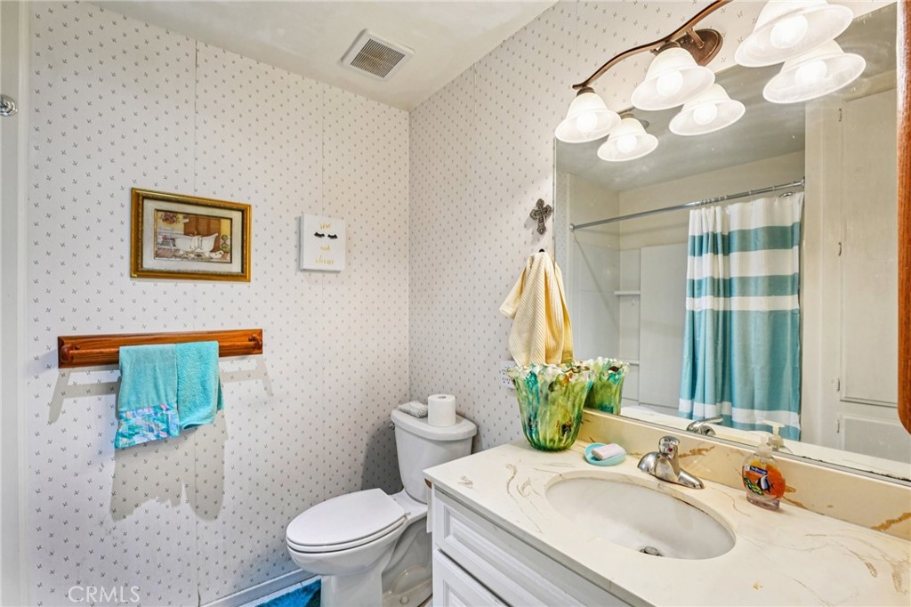 199 Summit View Drive, Unit B Calimesa, CA 92320 - Photo 10 of 22