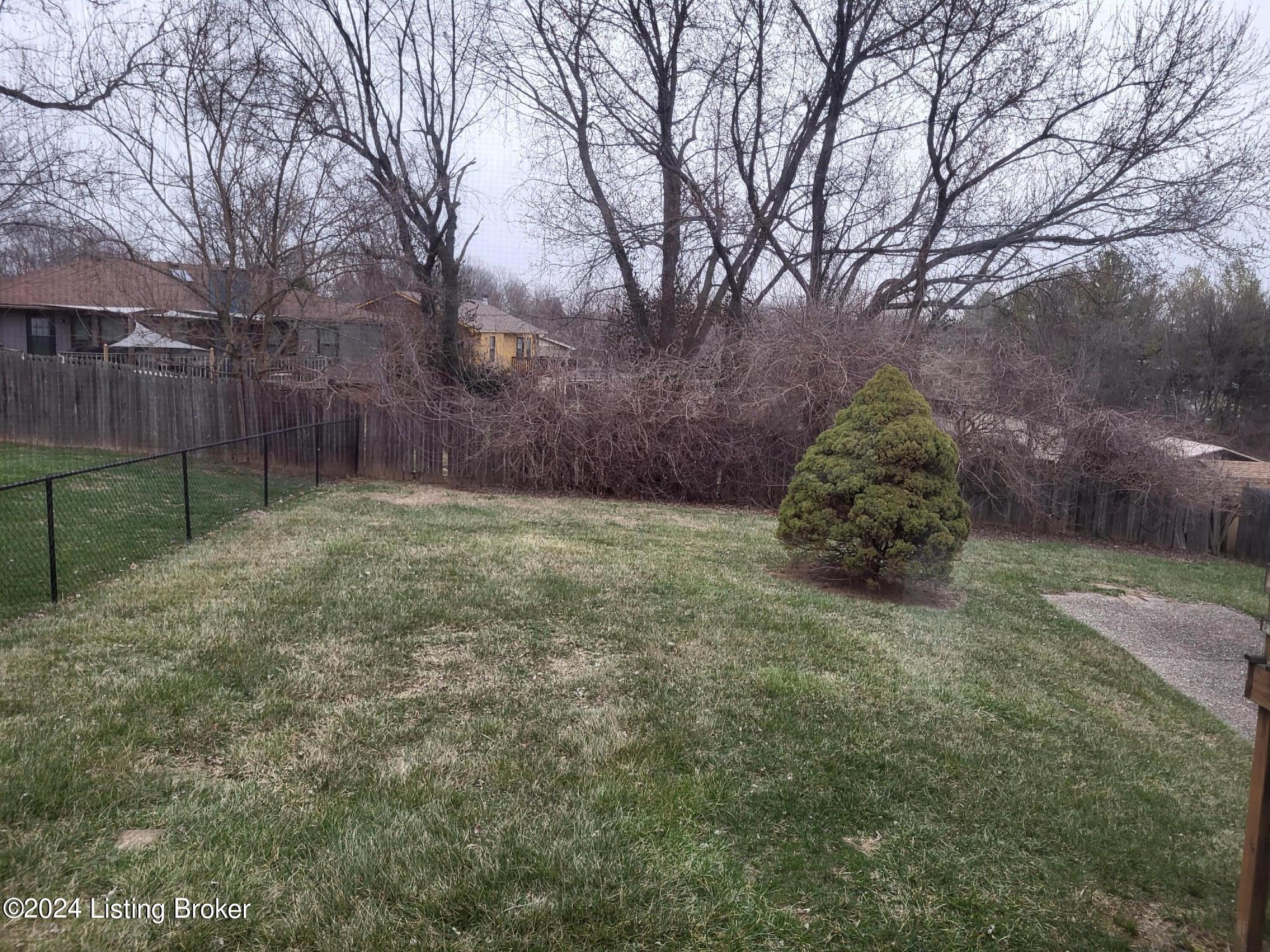 8917 Gutenberg Road Louisville, KY 40299 - Photo 22 of 22 20240301_093809