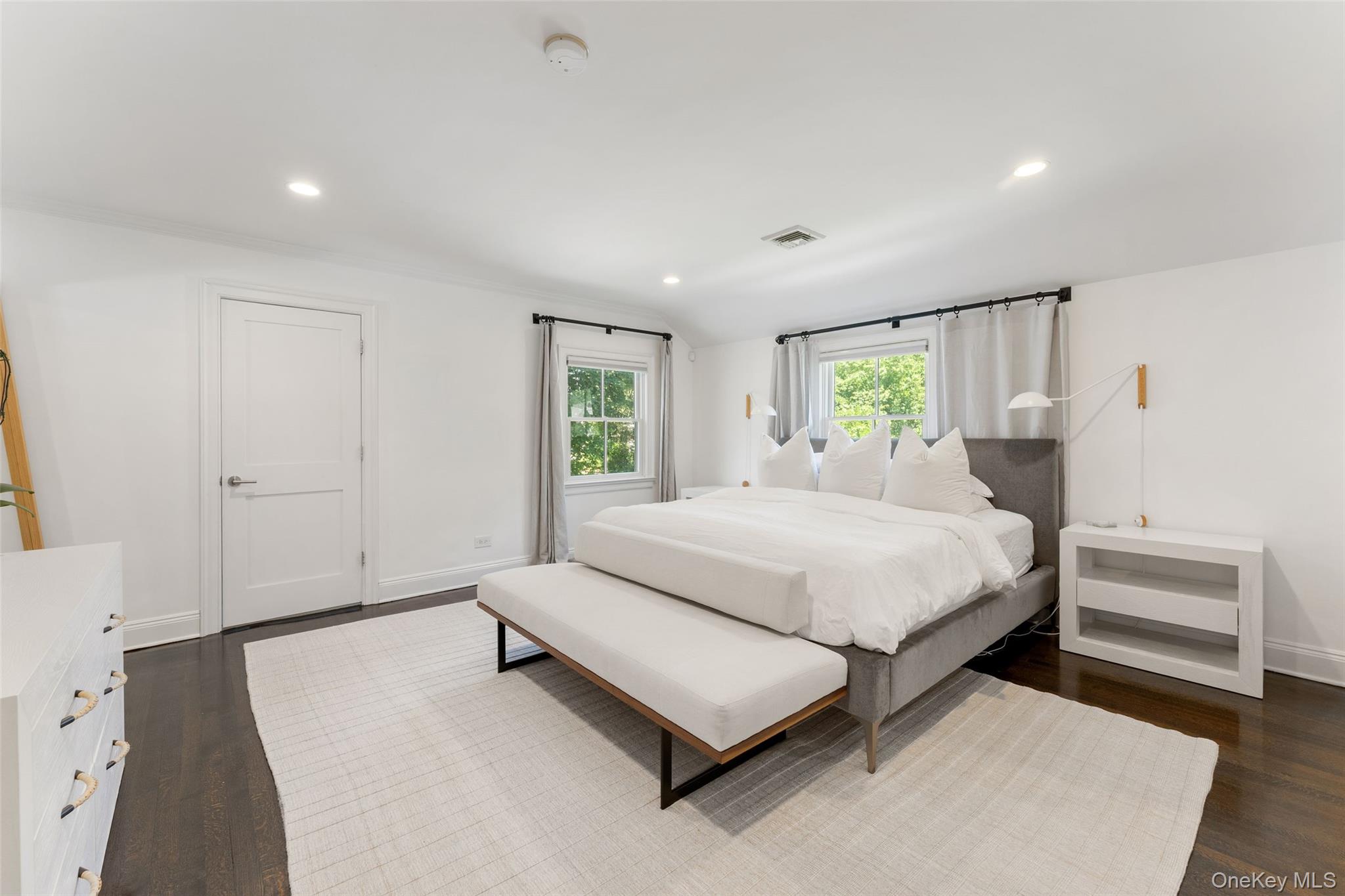 57 Tisdale Road Scarsdale, NY 10583 - Photo 15 of 29 Primary bedroom
