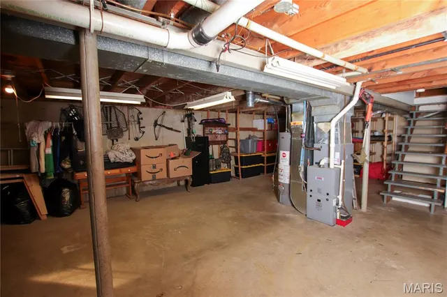 $210,000 | 631 Hawthorn Lane, Sullivan, MO 63080