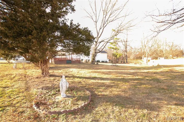 $210,000 | 631 Hawthorn Lane, Sullivan, MO 63080